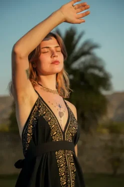 The TwoSisters Nomad Chic Collectie|Plus Size-Ancient Whispers zomerjurk Zwart