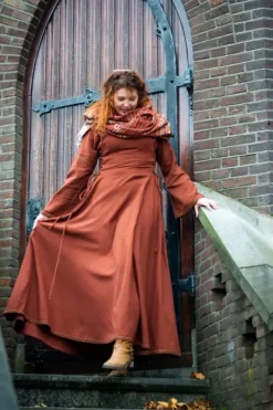 The TwoSisters Plus Size|Plus Size-Berkana Jurk Warm Bruin (t/m maat 52)