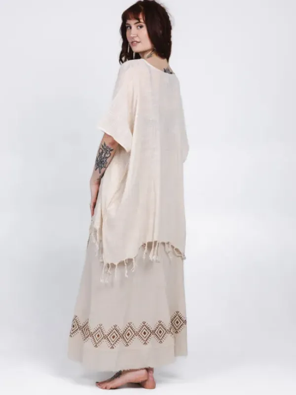 The TwoSisters Plus Size|Nomad Chic Collectie-Desert Breeze poncho Gebroken wit