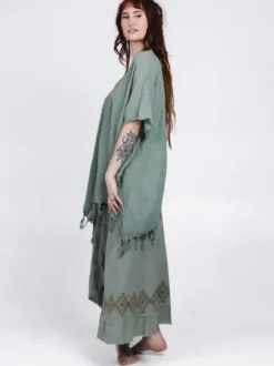 The TwoSisters Plus Size|Nomad Chic Collectie-Desert Breeze poncho Jadegroen