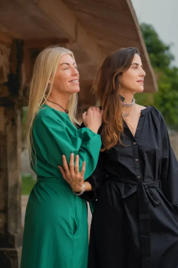 The TwoSisters Plus Size|Plus Size-Elora overhemd jurk Zwart