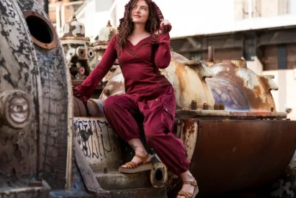 The TwoSisters Tops|Plus Size-Elven Hoodie Top Marroonrood