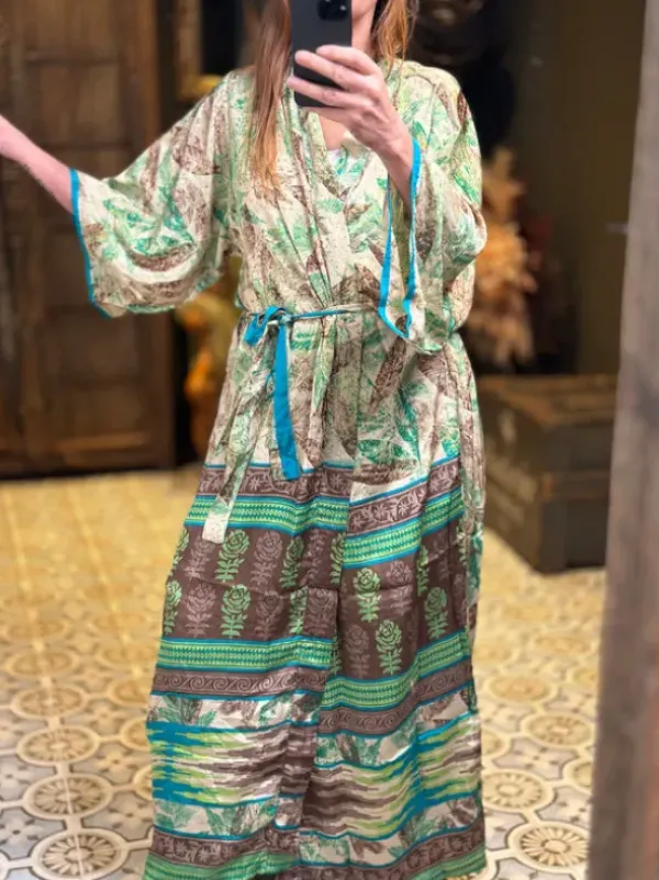 The TwoSisters Plus Size|Kimono Lang-Hope Kimono 227