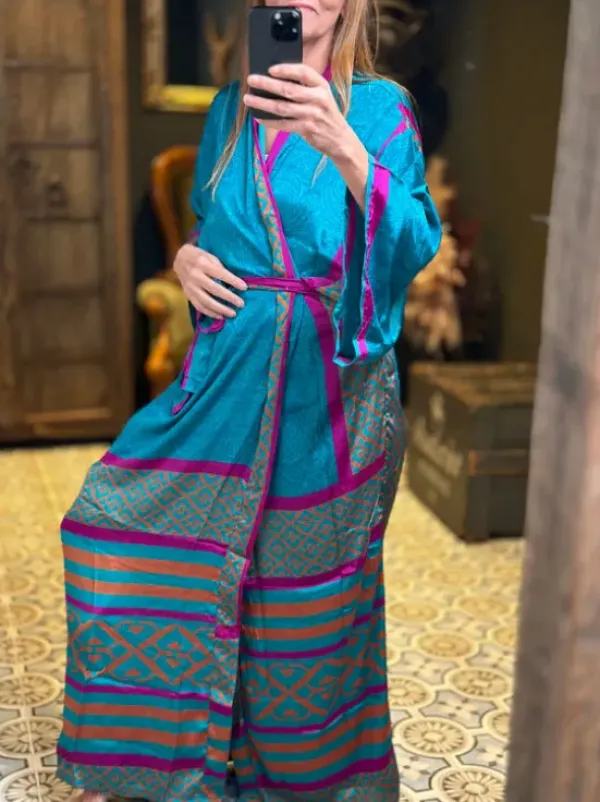 The TwoSisters Plus Size|Kimono Lang-Hope Kimono 279