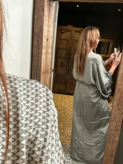 The TwoSisters Plus Size|Kimono Lang-Hope Kimono 280