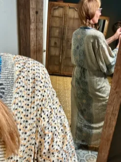 The TwoSisters Plus Size|Kimono Lang-Hope Kimono 408