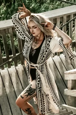 The TwoSisters Kaftan-Kimono Jurk Zahara gebroken wit