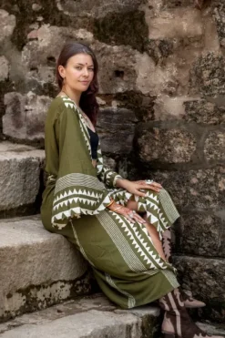 The TwoSisters Kaftan-Kimono Jurk Zahara Groen