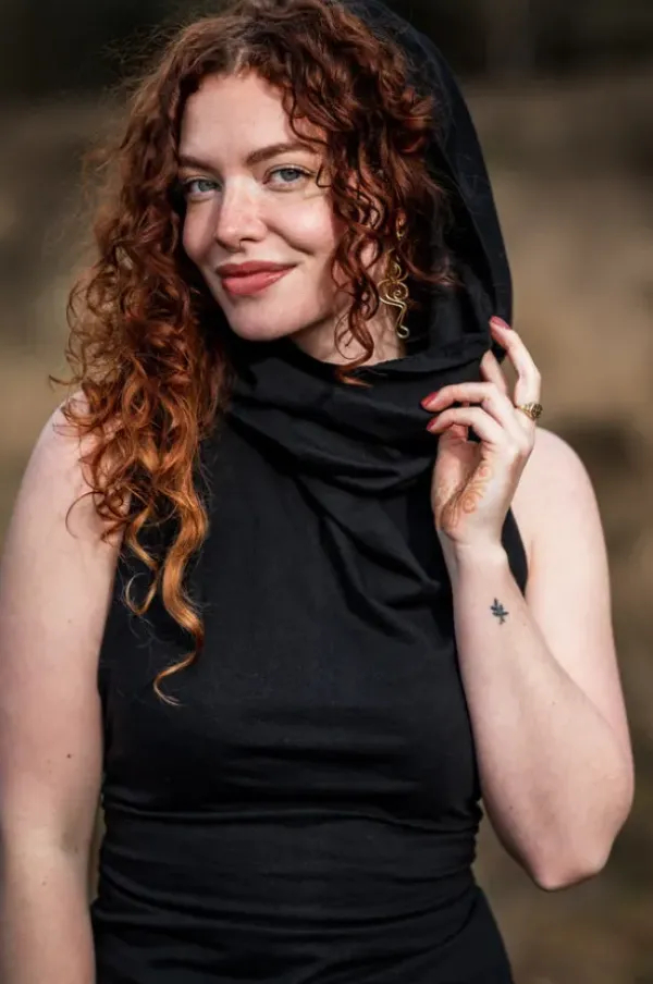 The TwoSisters Tops|Zomer-Luna Top Hoodie Zwart