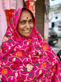 The TwoSisters Omslagdoeken|Omslagdoeken-Omslagdoek India Fucsia (Blaadjes)