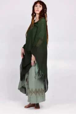 The TwoSisters Plus Size-Poncho Groen
