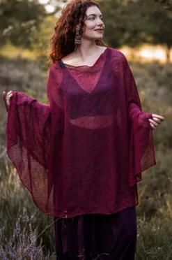 The TwoSisters Plus Size-Poncho Marroon Rood