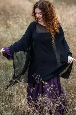 The TwoSisters Plus Size-Poncho Zwart