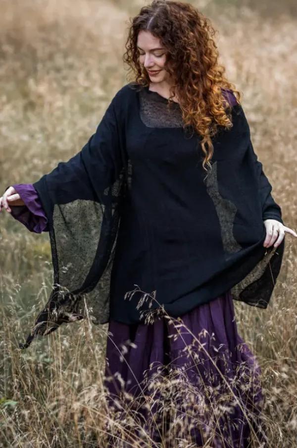 The TwoSisters Plus Size-Poncho Zwart