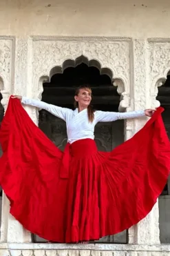 The TwoSisters Gypsy|Gypsy Rokken-Real Gypsy Rok Knalrood (0ok extra breed)