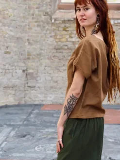 The TwoSisters Tops|Nomad Chic Collectie-Savanna T-shirt Lichtbruin