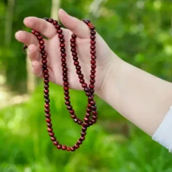 The TwoSisters Buddhist Malas|Kettingen-Tibetan Red Mala 6 mm.
