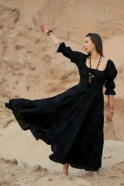 The TwoSisters Plus Size|Zwangerschapsjurk-Vaiana jurk Broderie Zwart